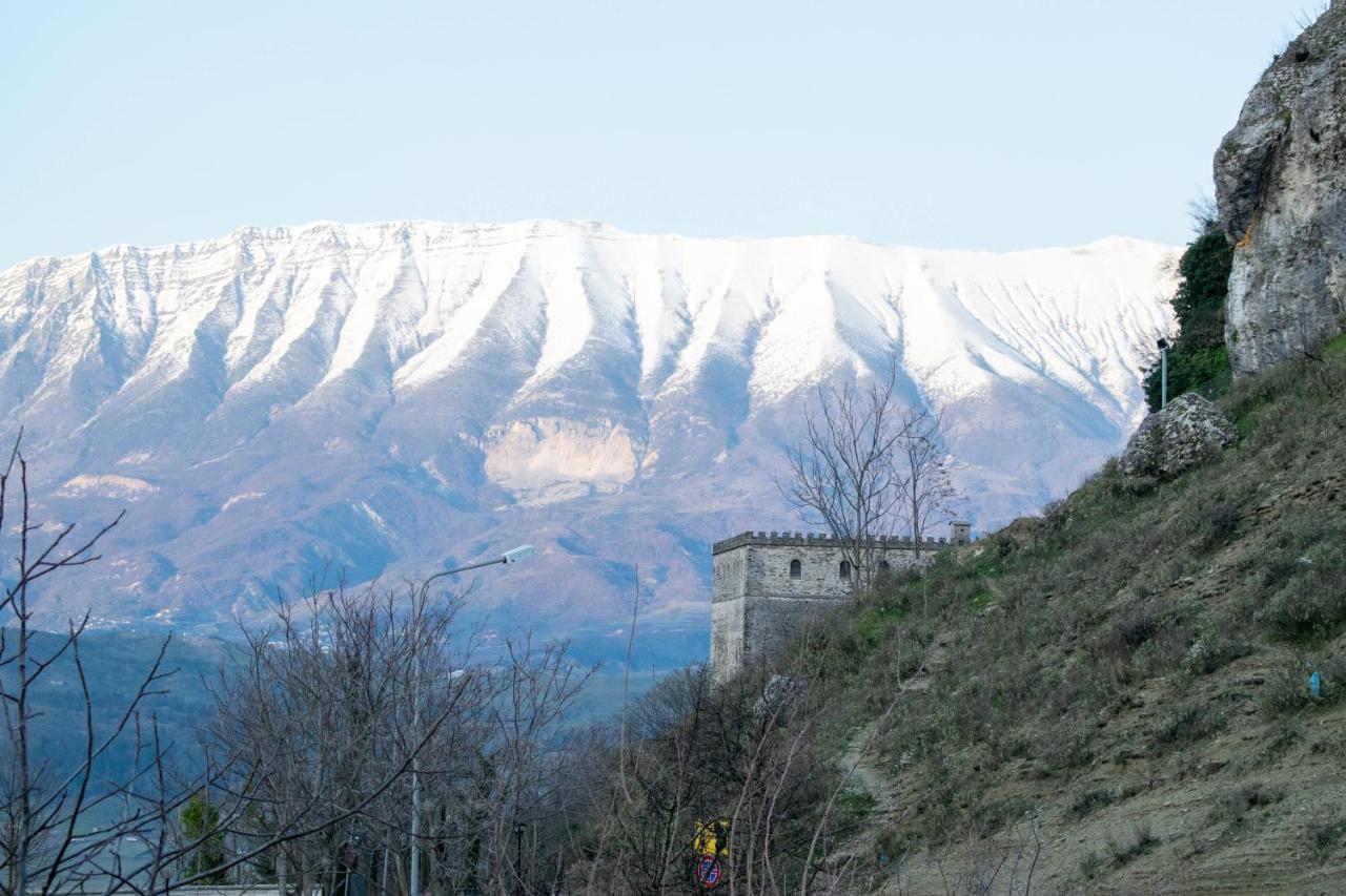 Te Kalaja Rooms Gjirokaster Luaran gambar